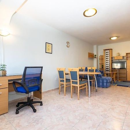 Sunny & Convenient On Dondoukov Blvd, 1 Bdr Zaimov Διαμέρισμα Σόφια Εξωτερικό φωτογραφία