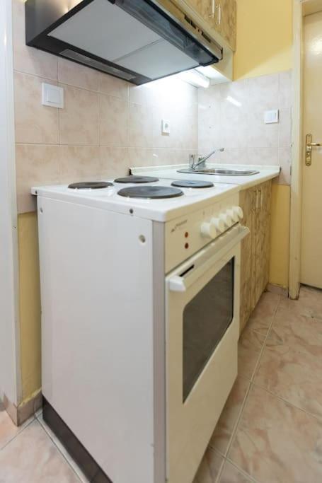 Sunny & Convenient On Dondoukov Blvd, 1 Bdr Zaimov Διαμέρισμα Σόφια Εξωτερικό φωτογραφία