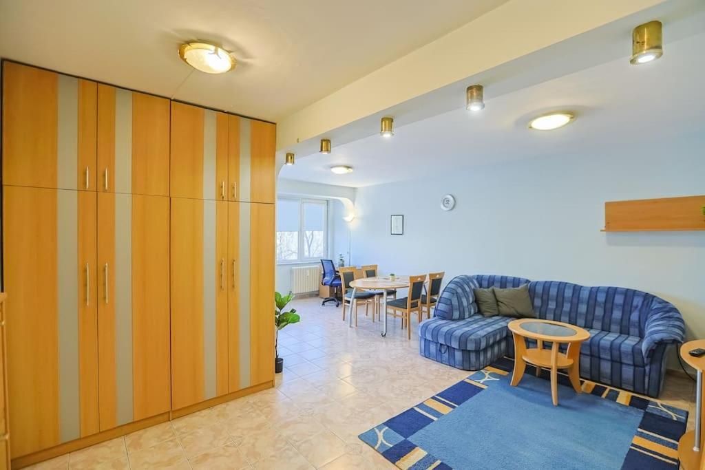 Sunny & Convenient On Dondoukov Blvd, 1 Bdr Zaimov Διαμέρισμα Σόφια Εξωτερικό φωτογραφία